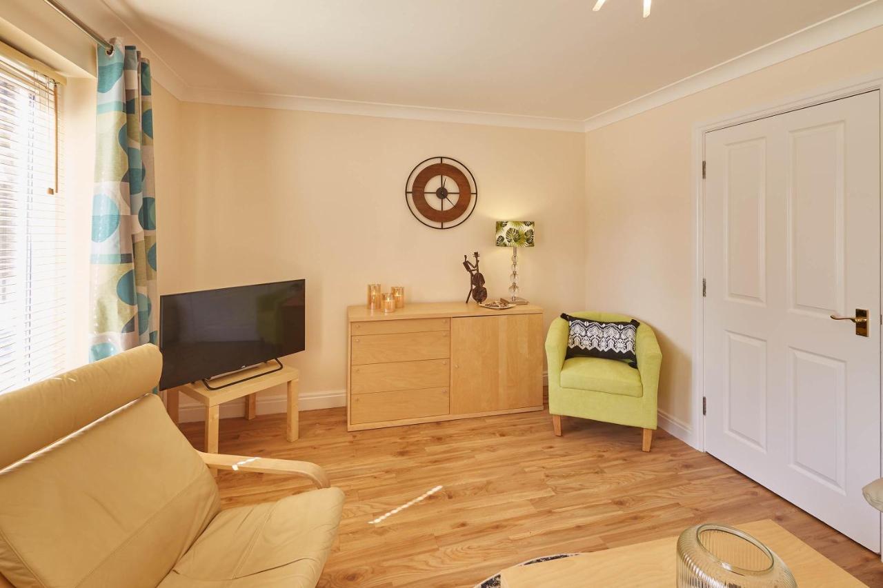 Host & Stay - The Scuttlebutt Townhouse Whitby Exterior foto